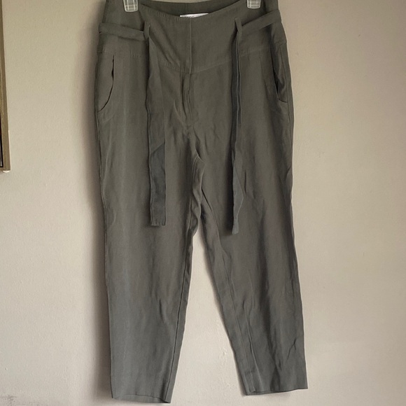 BCBGeneration Olive Tie-Waist Cropped Pants - Picture 2 of 11